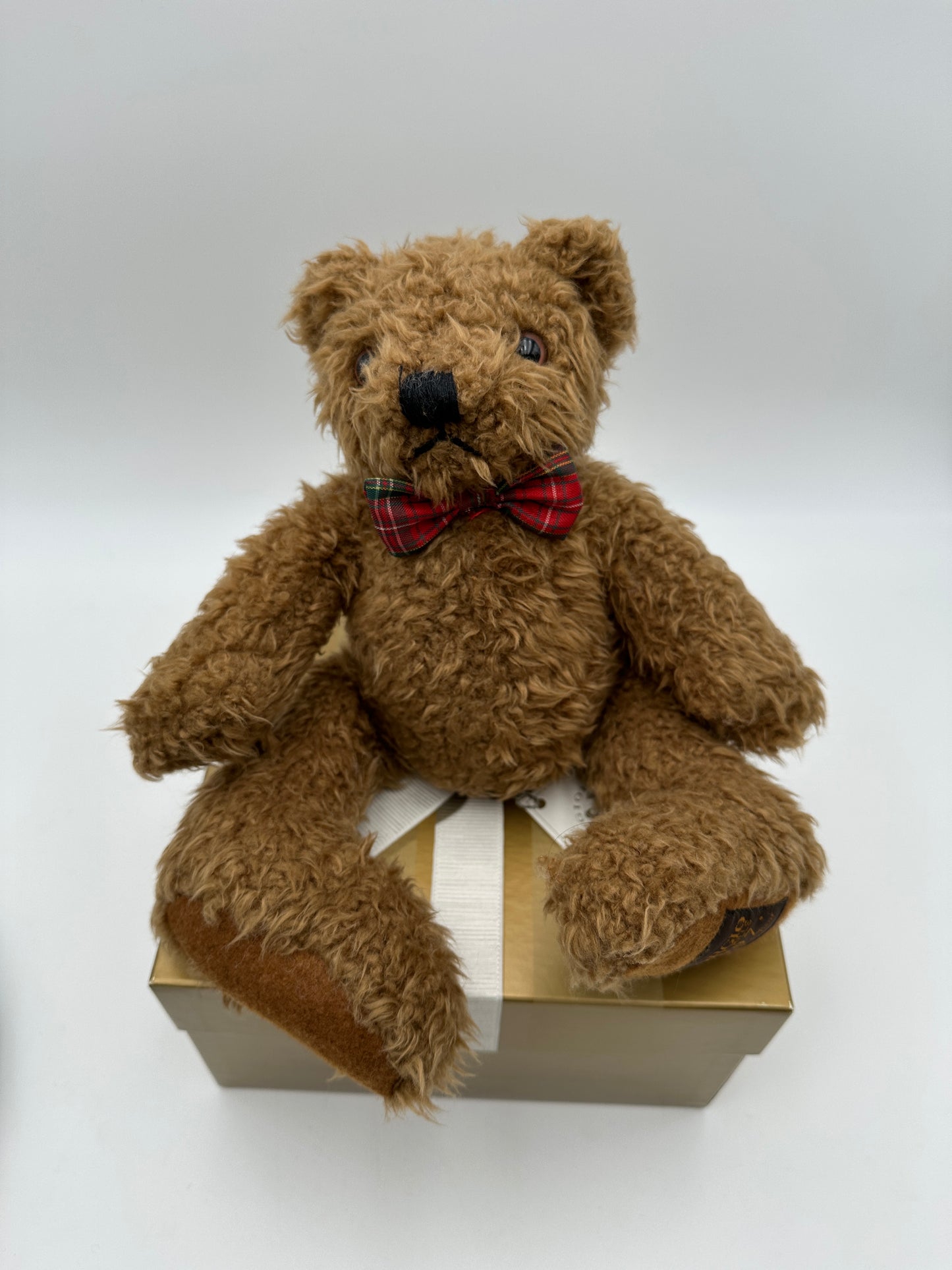 Giorgio Beverly Hills Brown 1997 Collector's Bear, New in Box, vintage