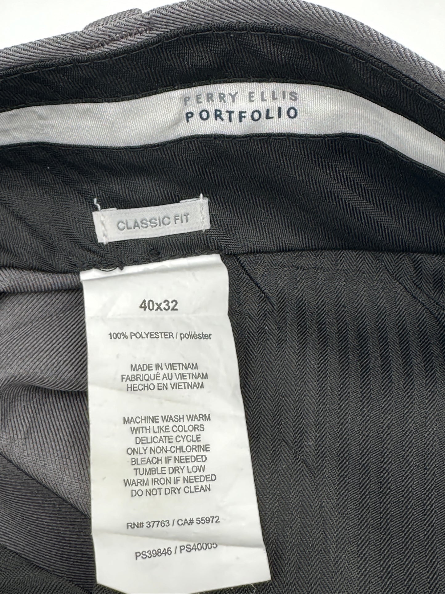 Perry Ellis Portfolio Men's Size 42x25.5 Gray Classic Fit Cuffed Dress Pants