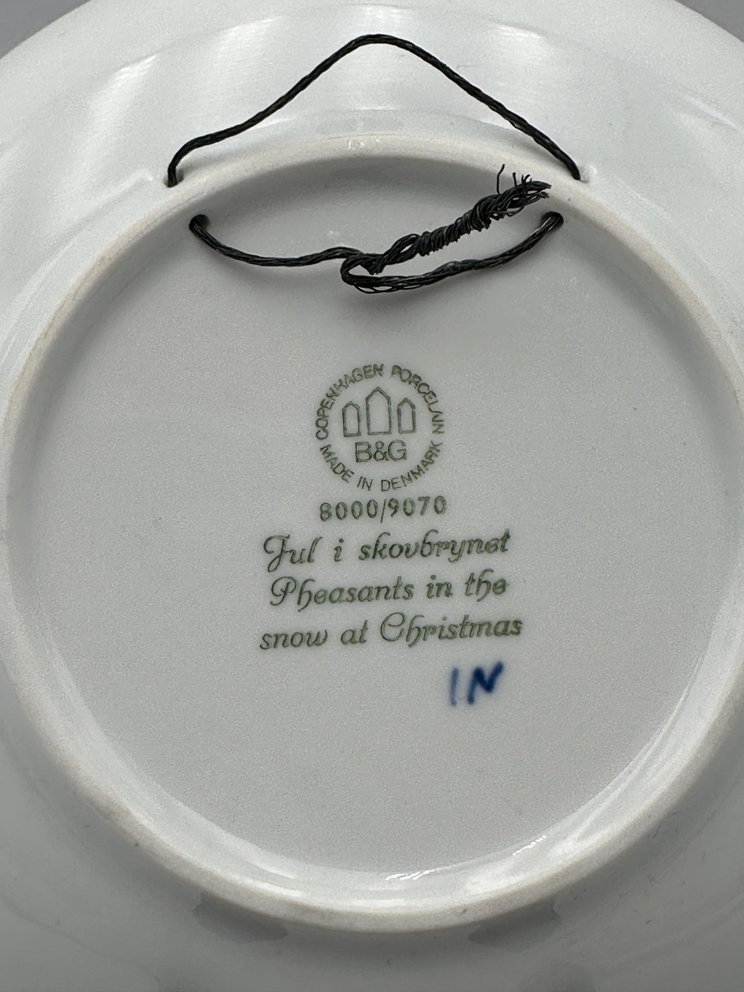 Bing & Grondahl Blue & White "Pheasants in the snow at Christmas" Vintage Collector Plate