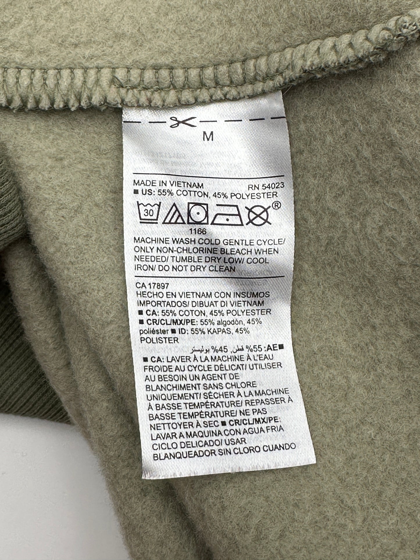 Old Navy Size M Green Camo Crew Neck Fleece Top