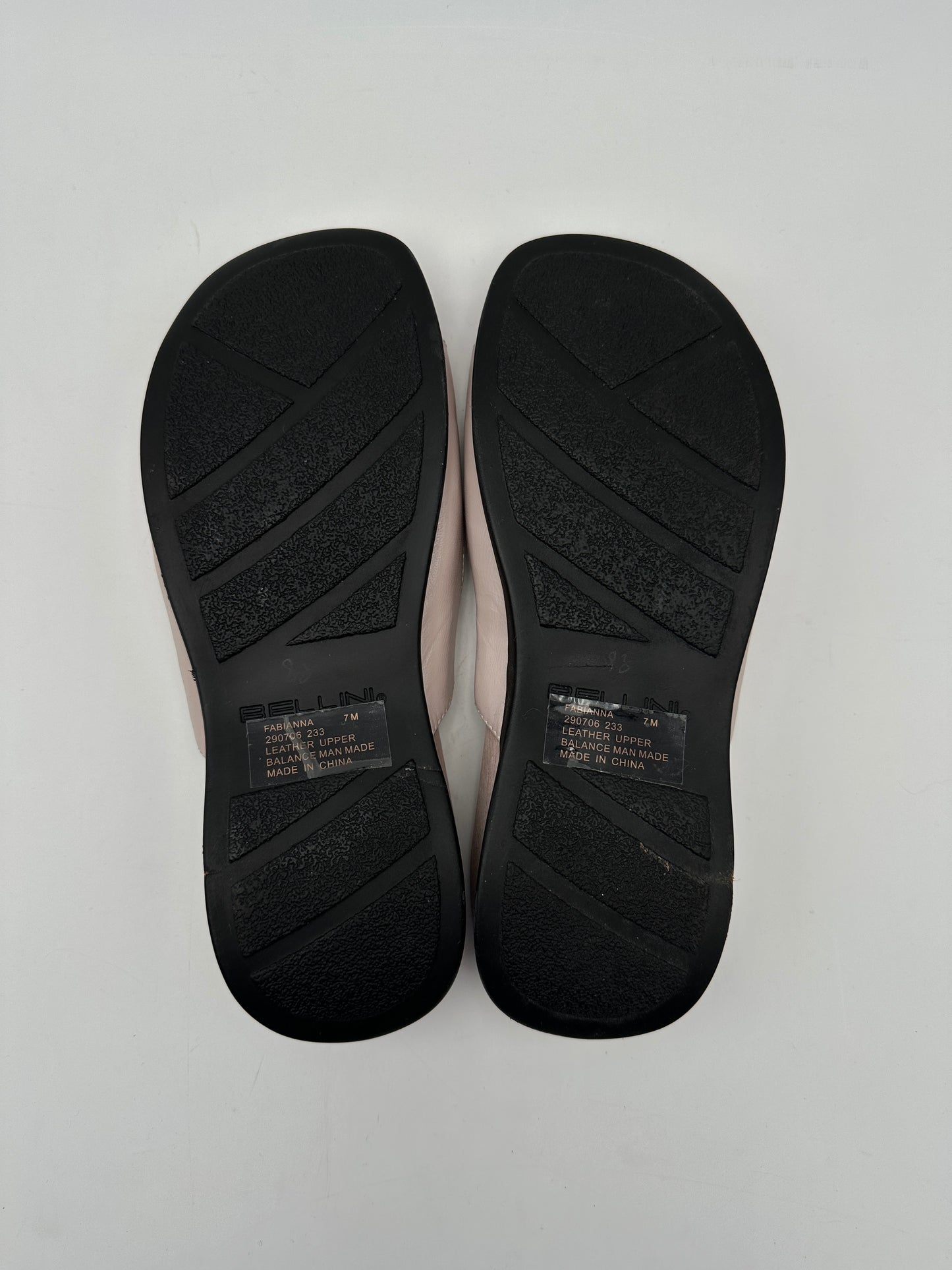 Bellini Size 7M Light Pink "Fabianna" Leather Slip-On Sandals