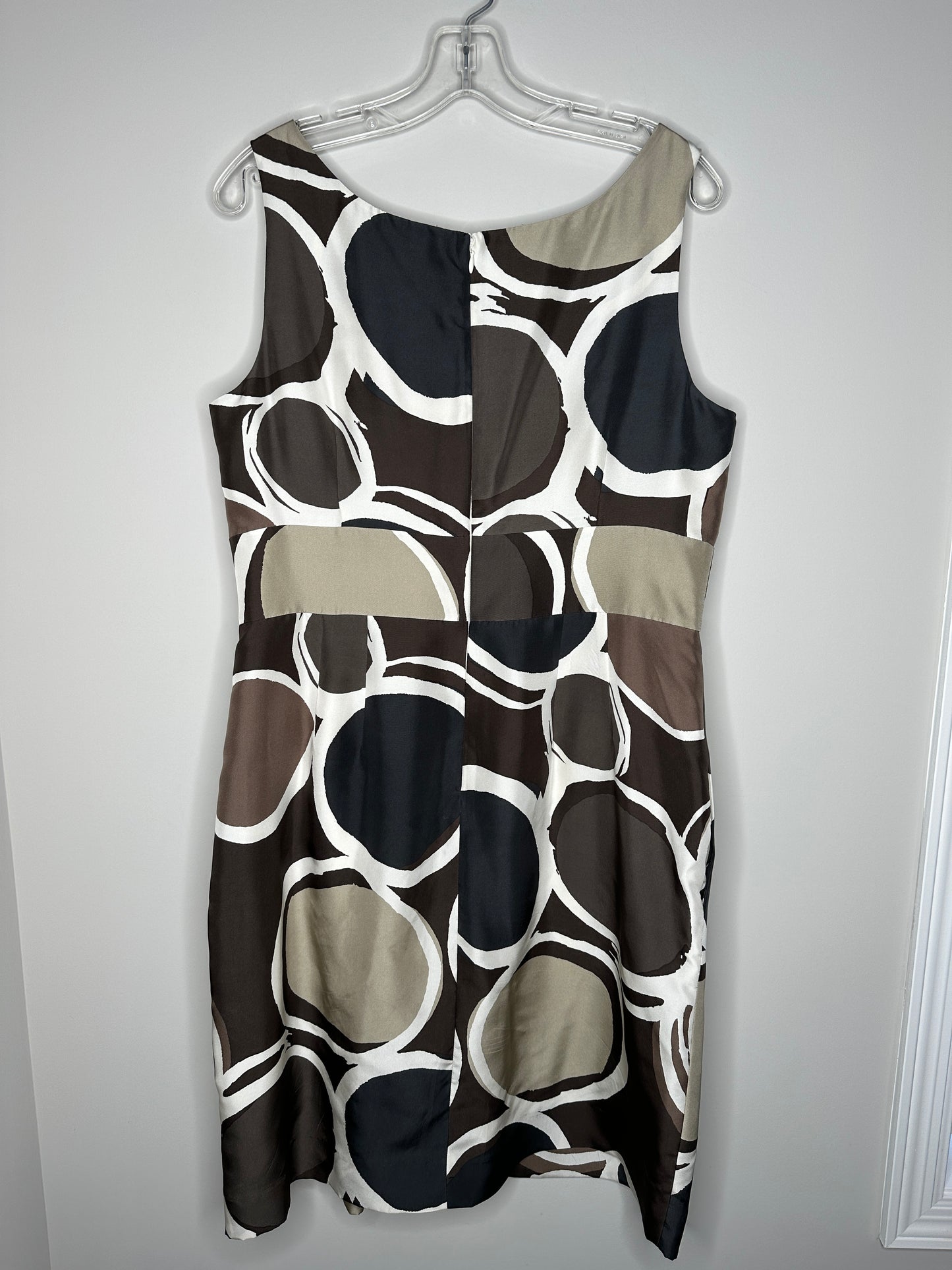 Banana Republic Size 14 Brown & Cream Geometric Silk Sleeveless Dress
