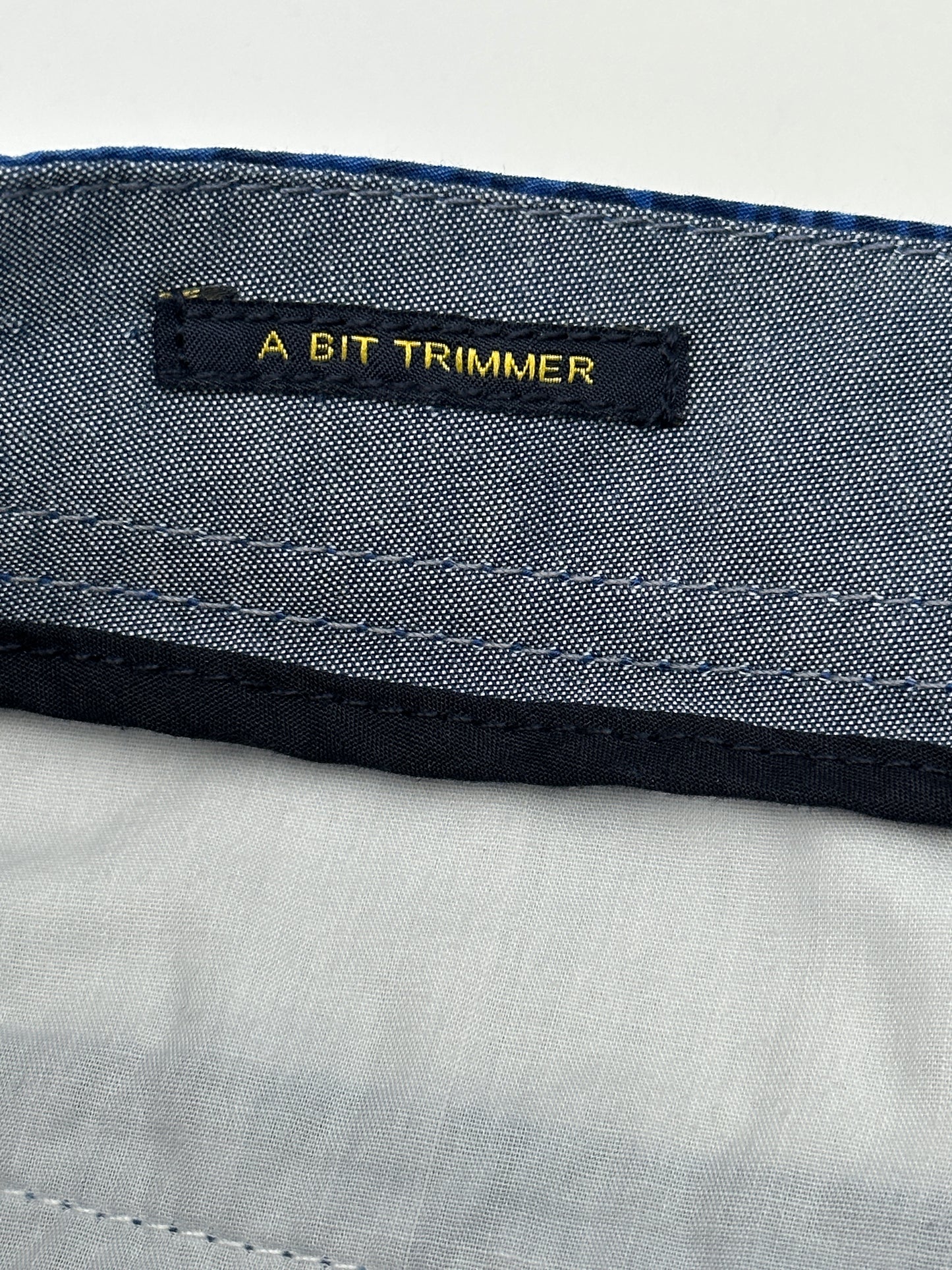 Nautica Size 38W Blue Botanical Print Shorts, 8.25" inseam