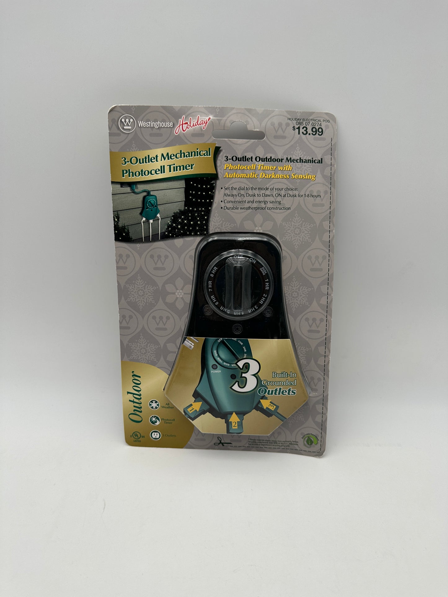 Westinghouse Outdoor 3-Oulet Mechanical Photocell Timer, new in package