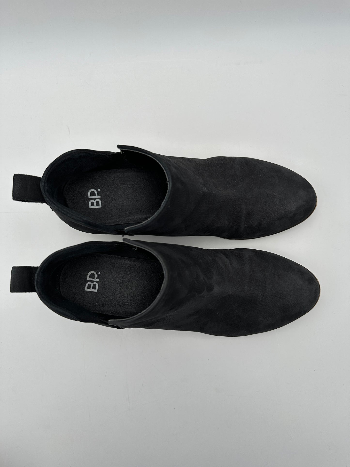 BP. Size 9M Black Suede Ankle Boots Booties, 2 3/8" heel