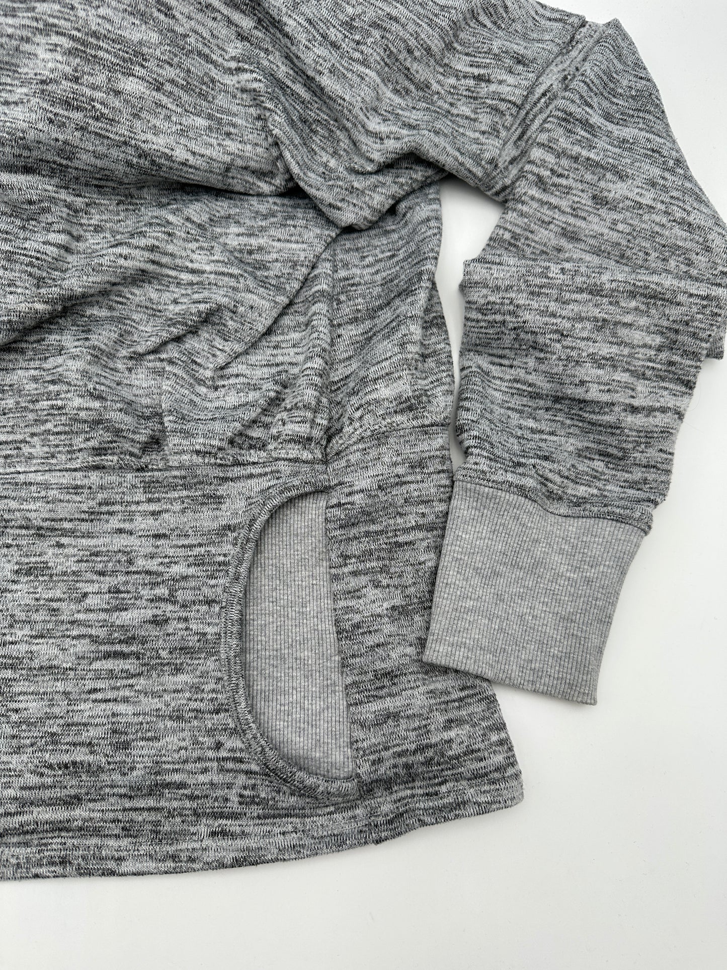 Athleta Size M Heather Grey Batwing & Robin Pullover Hooded Sweatshirt Sweater