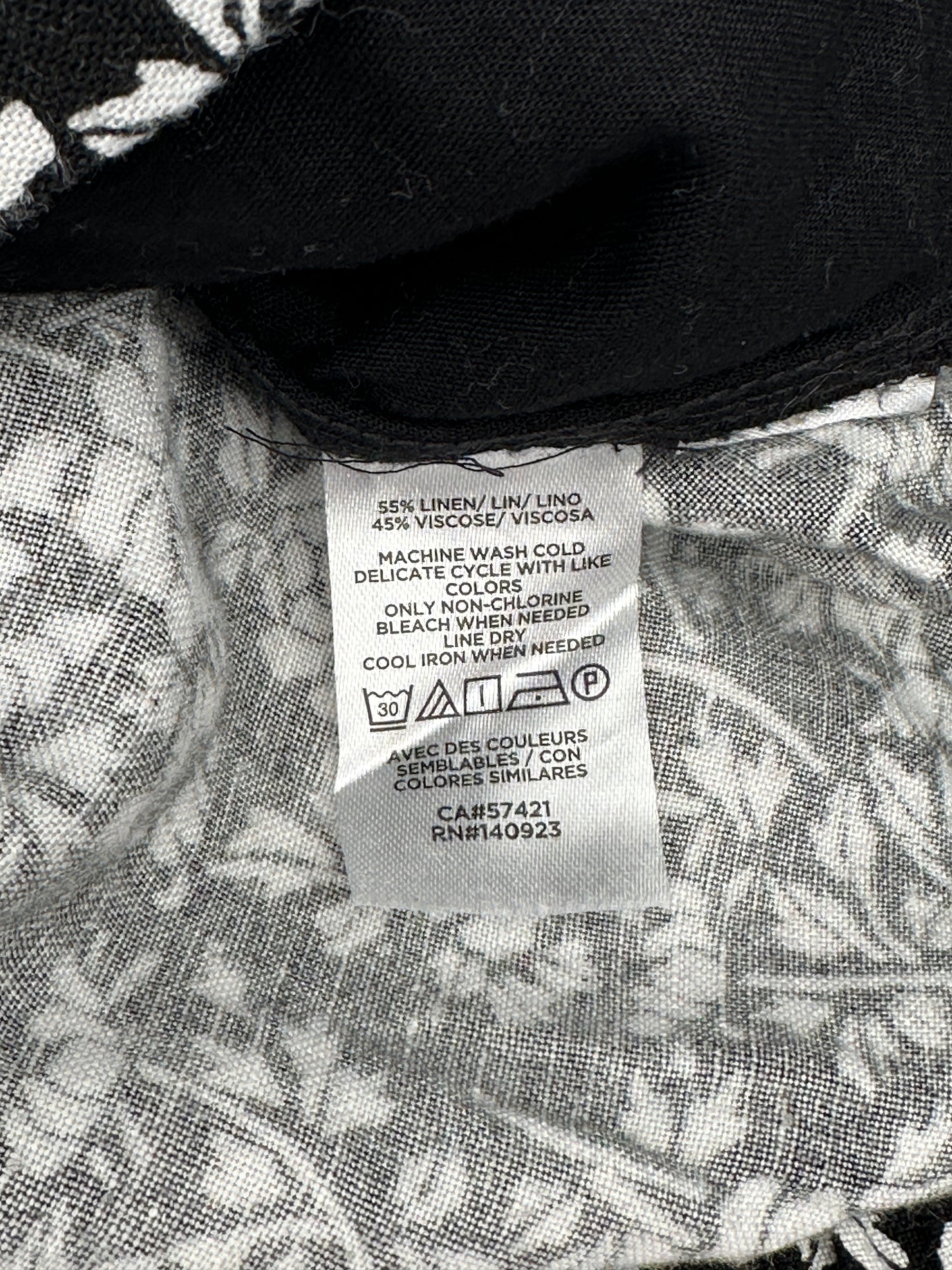 LOFT Size M Black w/White Flowers Linen Blend Culotte Shorts, EUC (runs large)