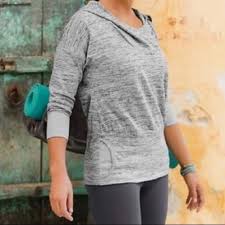 Athleta Size M Heather Grey Batwing & Robin Pullover Hooded Sweatshirt Sweater