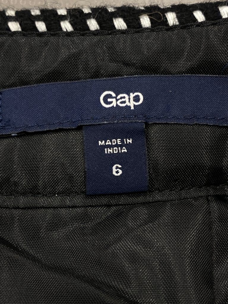 456110