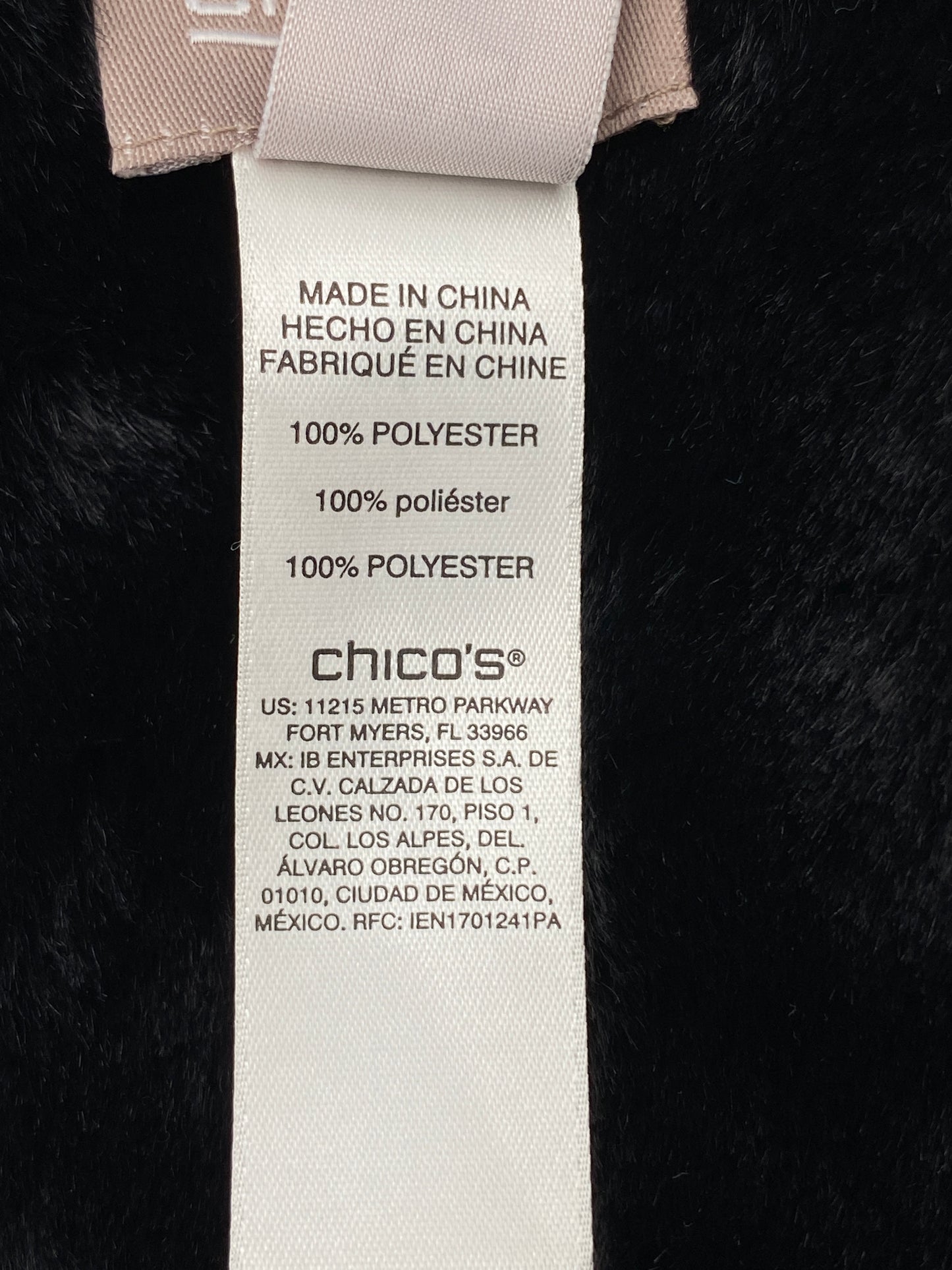 Chico's One Size Black Faux Fur Pull-Through Scarf, EUC