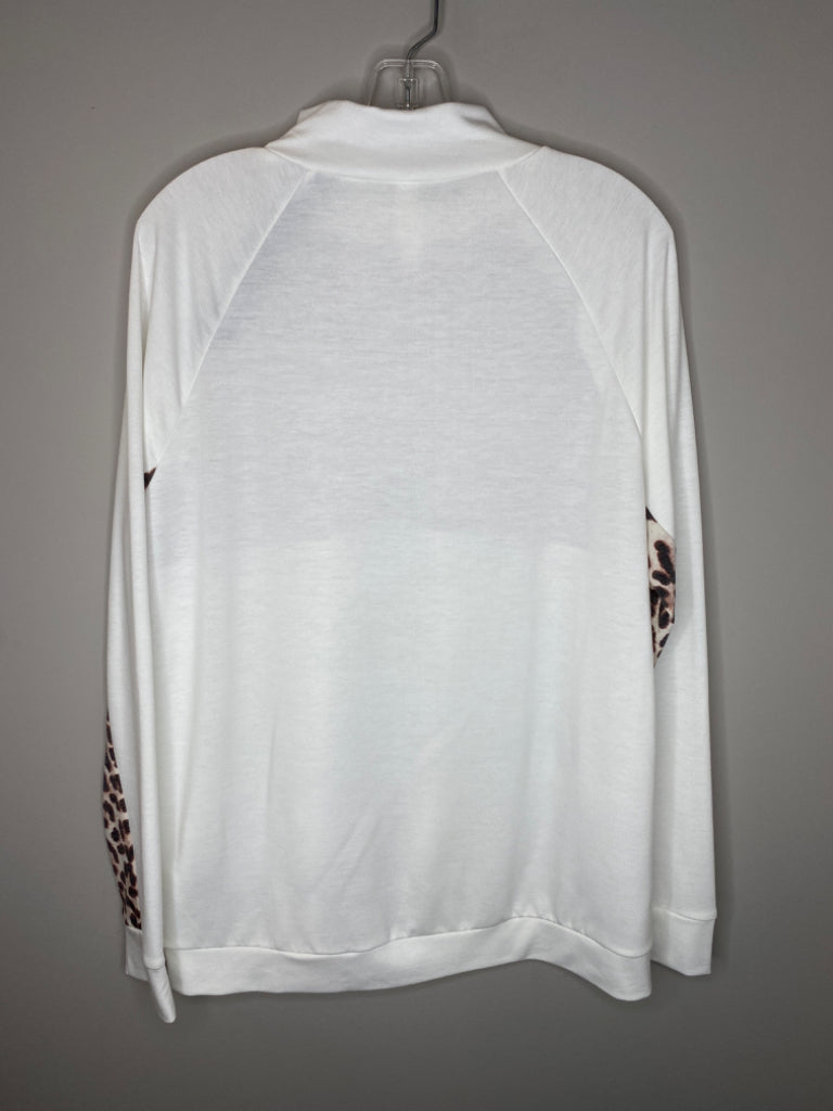 Vanilla Bay Size L White w/Animal Print Long Sleeve Top