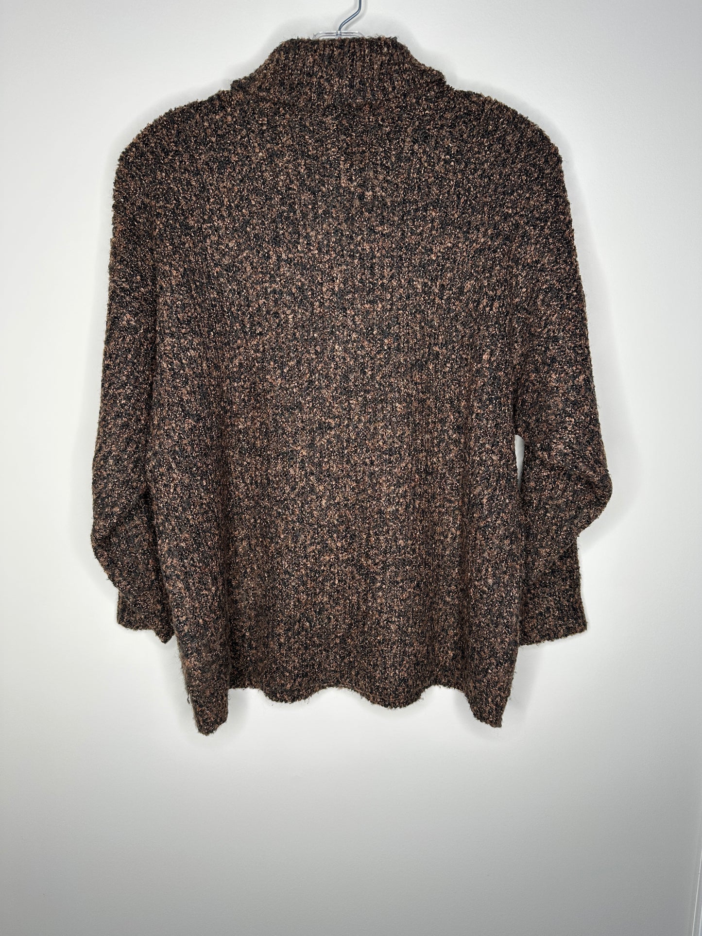 525 Bergdorf Goodman Size P/S Black & Brown Turtleneck Sweater (runs large - please see meas.)