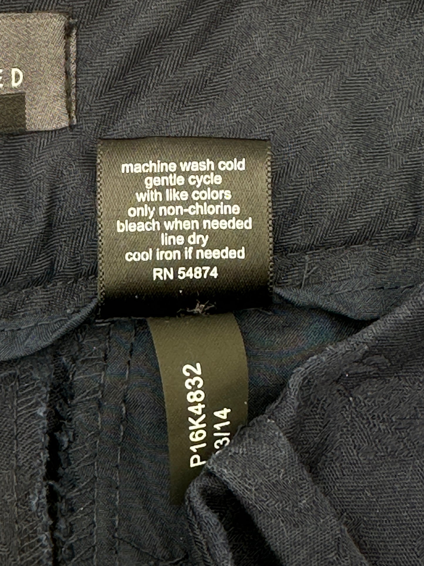 The Limited Size 2 Navy Blue Tapered Ankle Pants