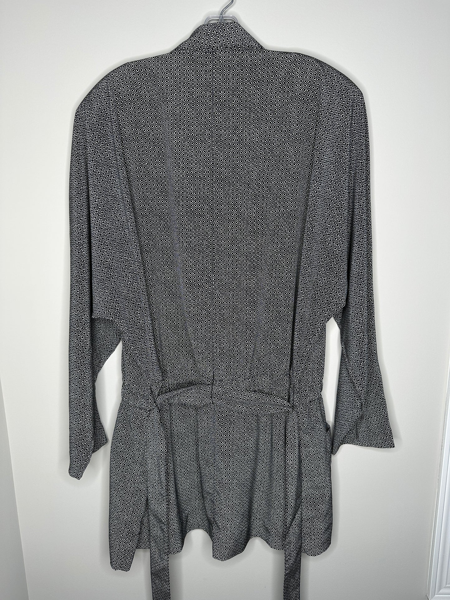 Elisabeth Size 22 Black & White Lightweight Blazer Jacket Overpiece