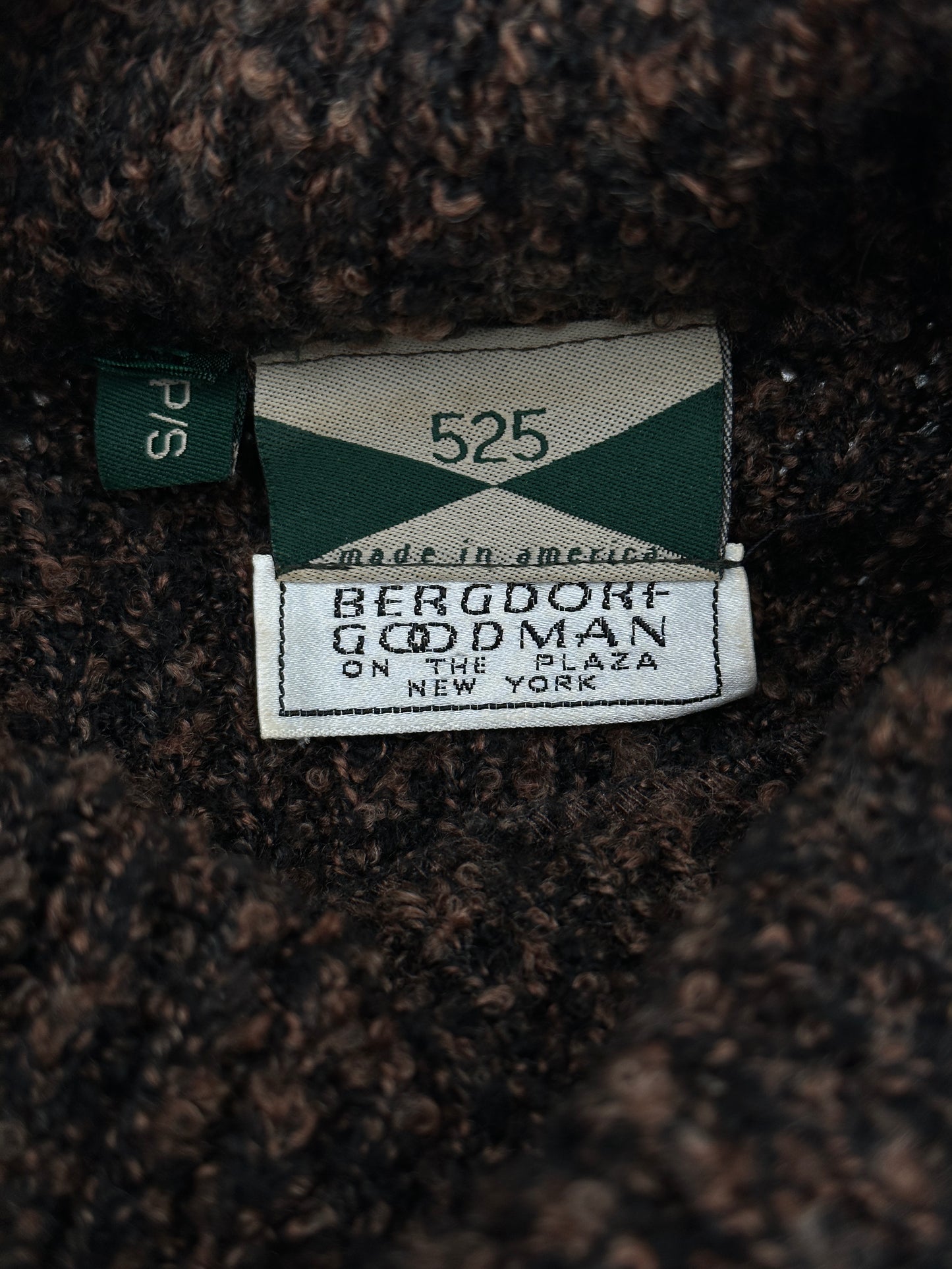 525 Bergdorf Goodman Size P/S Black & Brown Turtleneck Sweater (runs large - please see meas.)