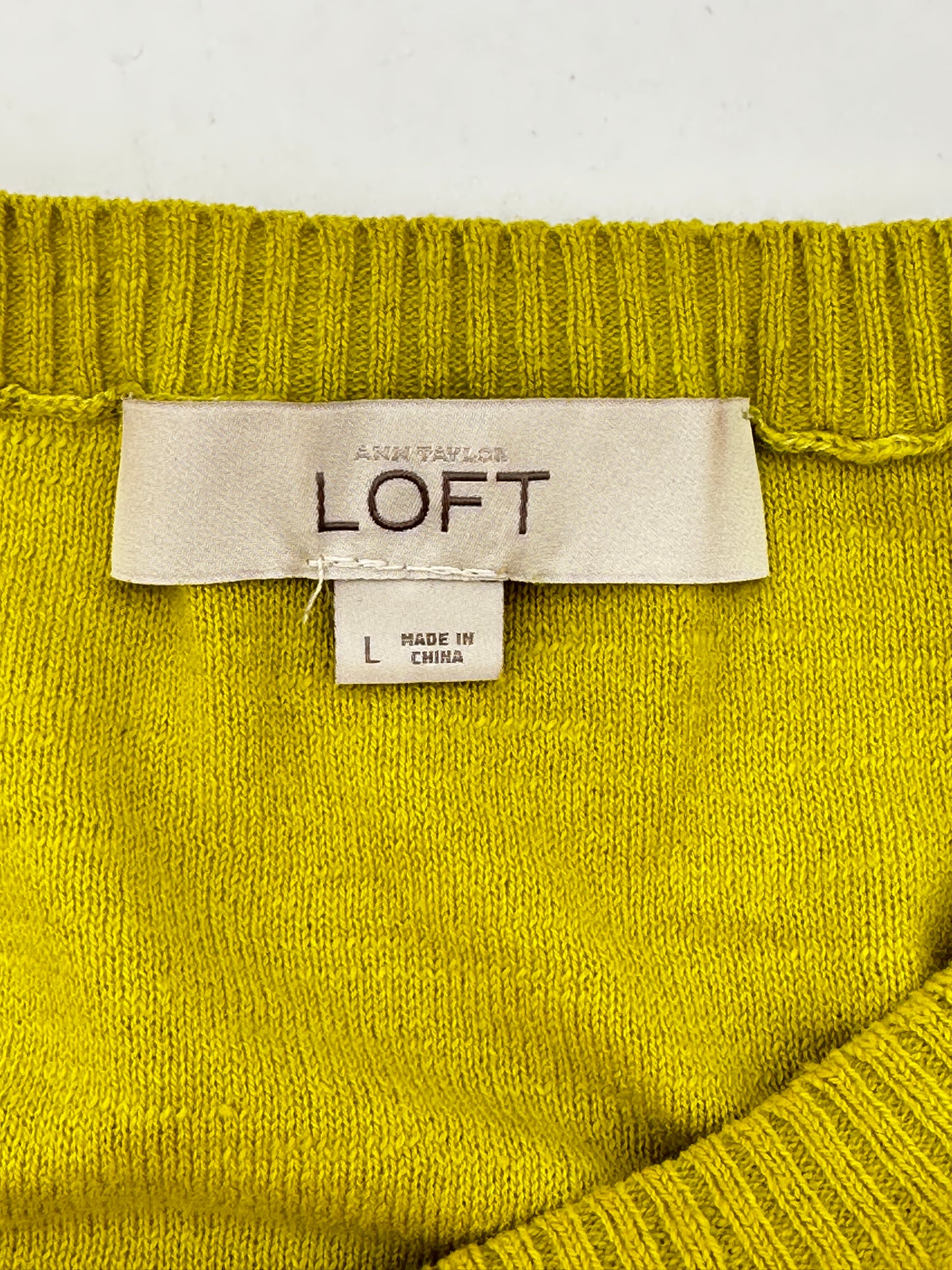 LOFT Size L Yellow Green Short Sleeve Sweater