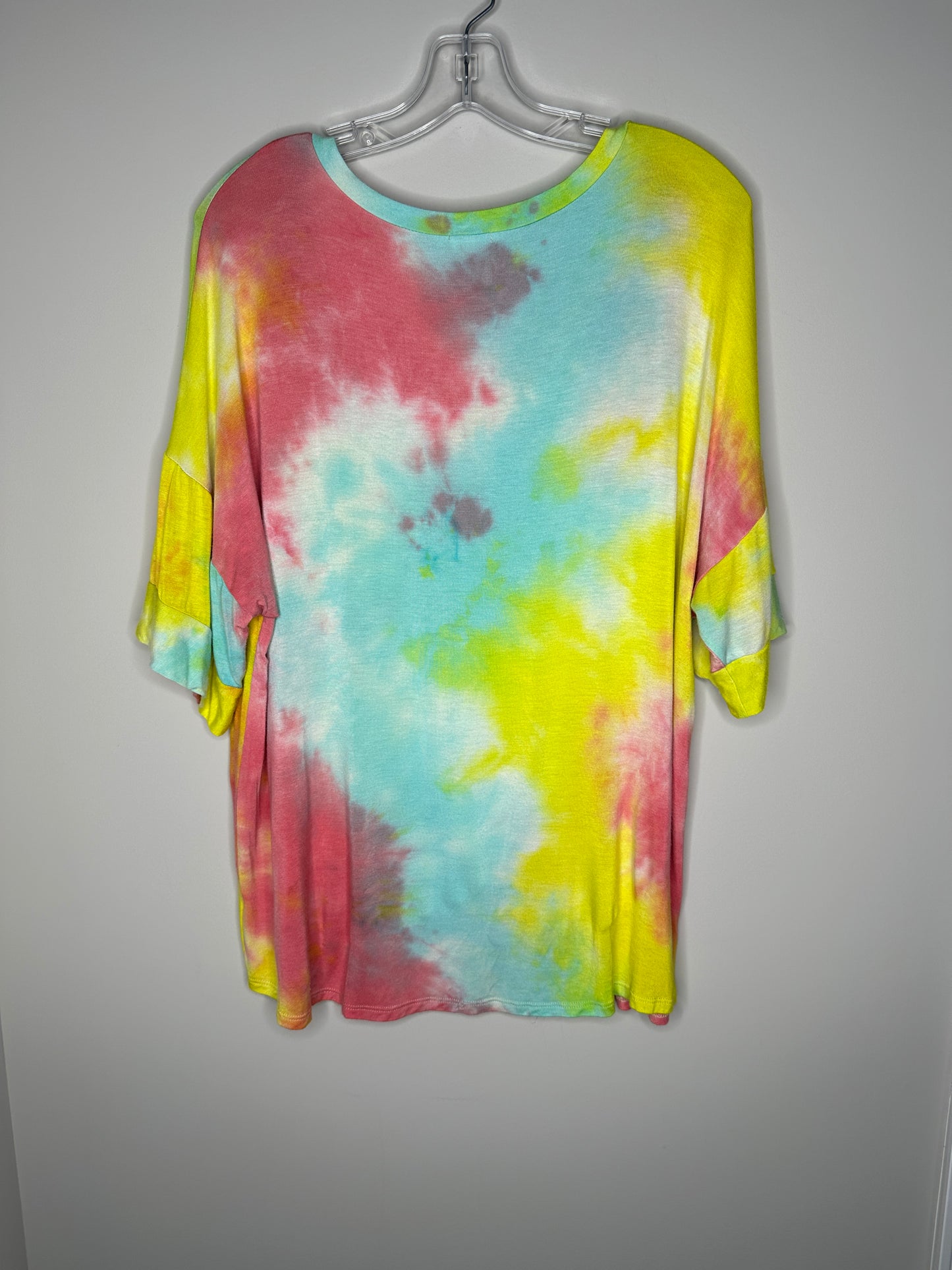 Lovely Melody Size XL (not marked) Multicolor Tie Dye V-Neck Tee T-Shirt