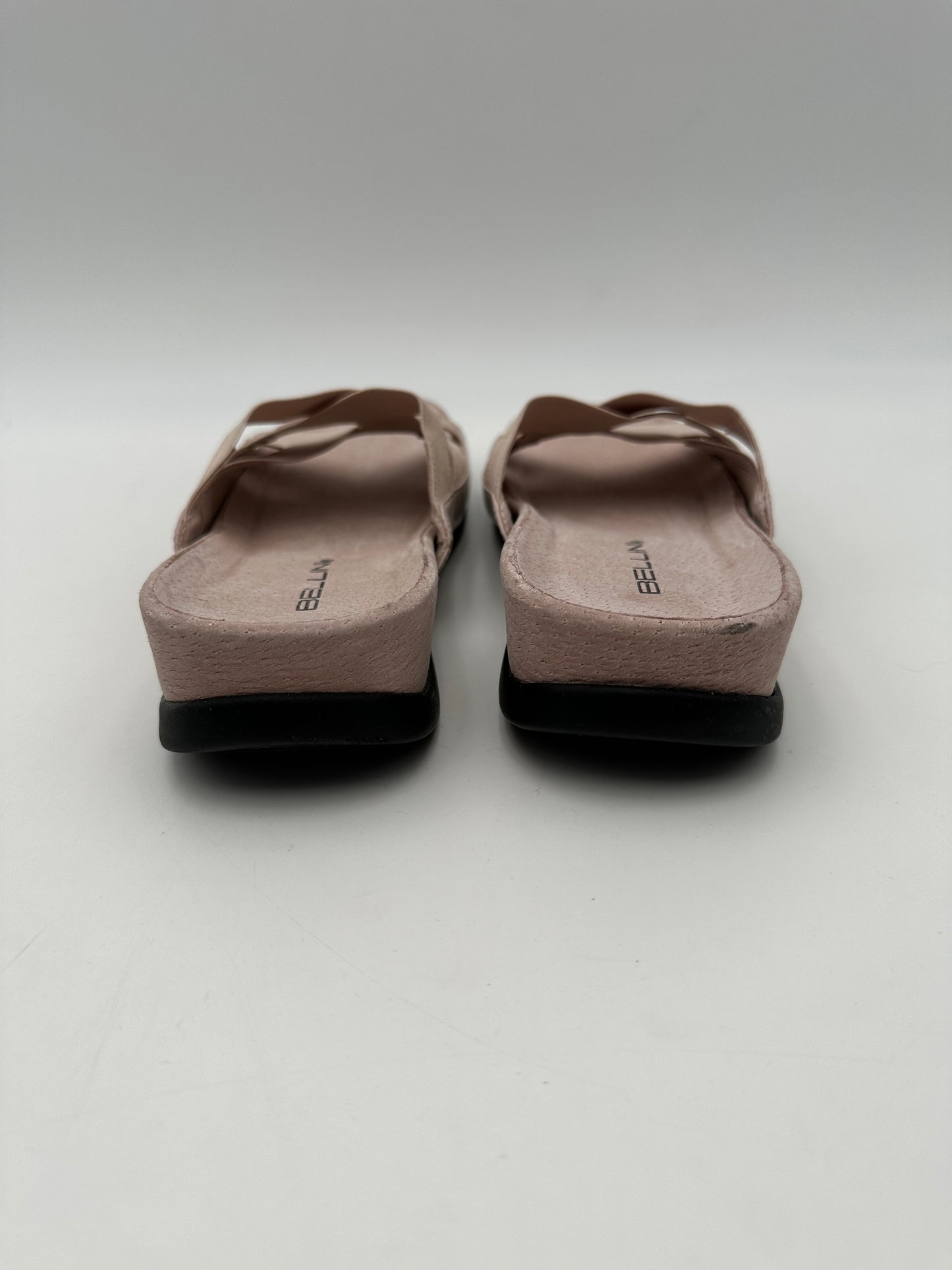 Bellini Size 7M Light Pink "Fabianna" Leather Slip-On Sandals