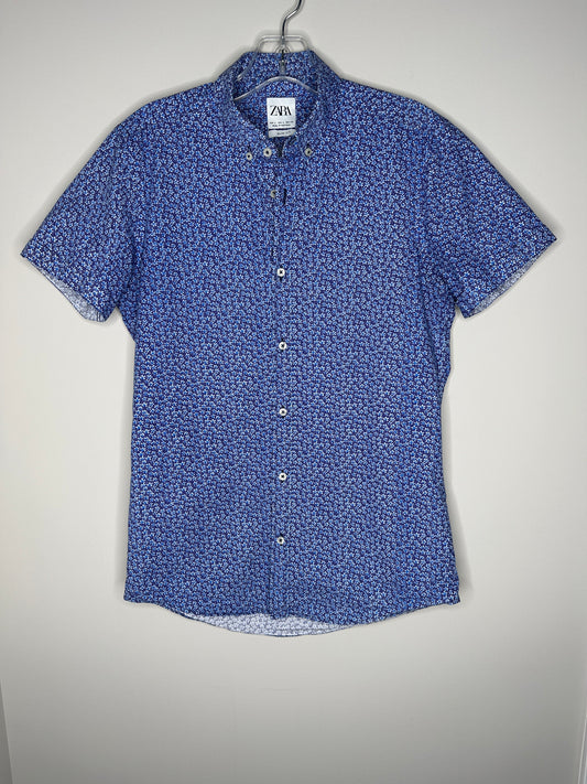 Zara Men's Size S Slim Fit Purple with Blue Flowers Short Sleeve Button Up Shirt