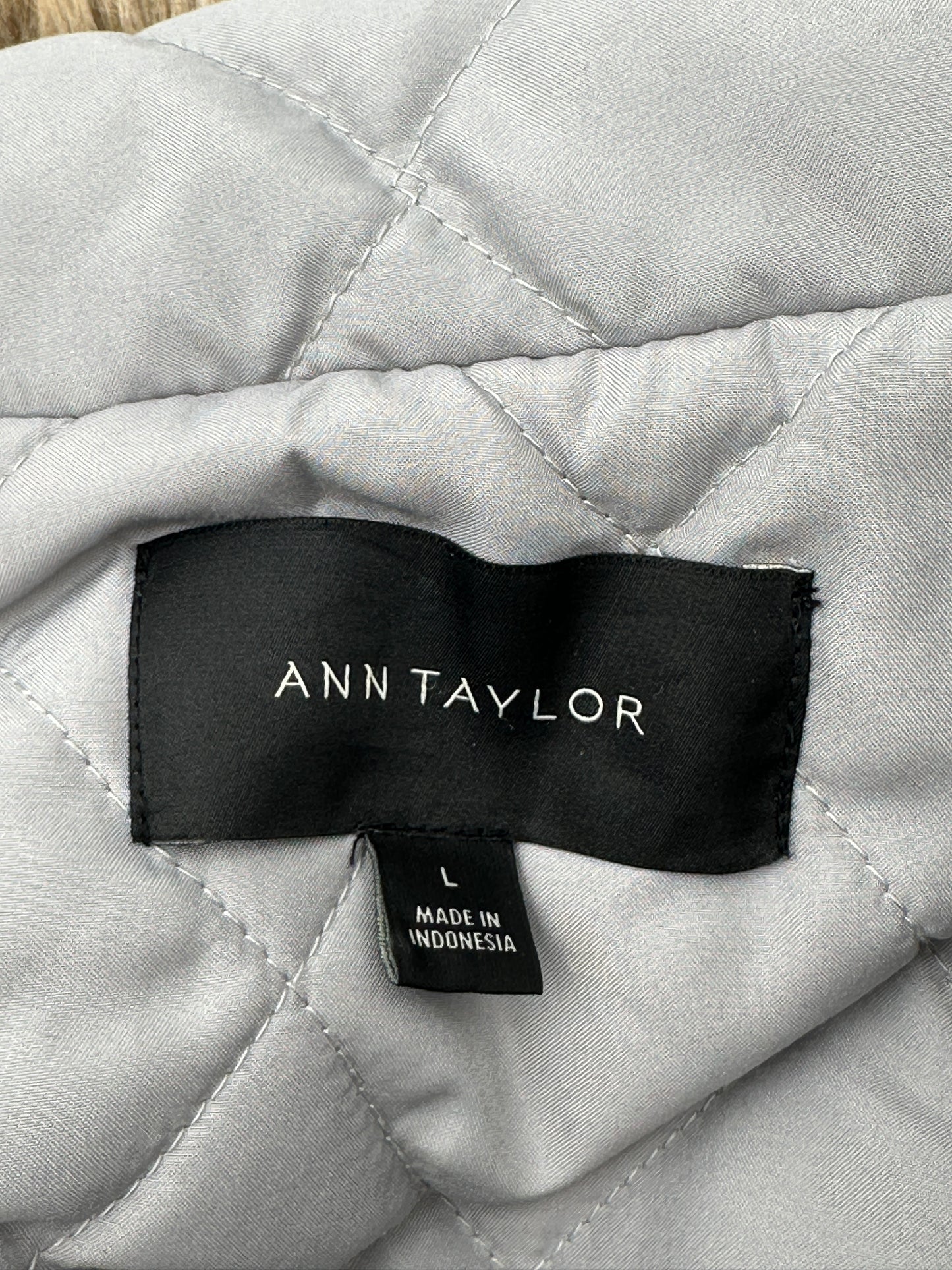 Ann Taylor Size L Light Gray Faux Fur Hooded Coat