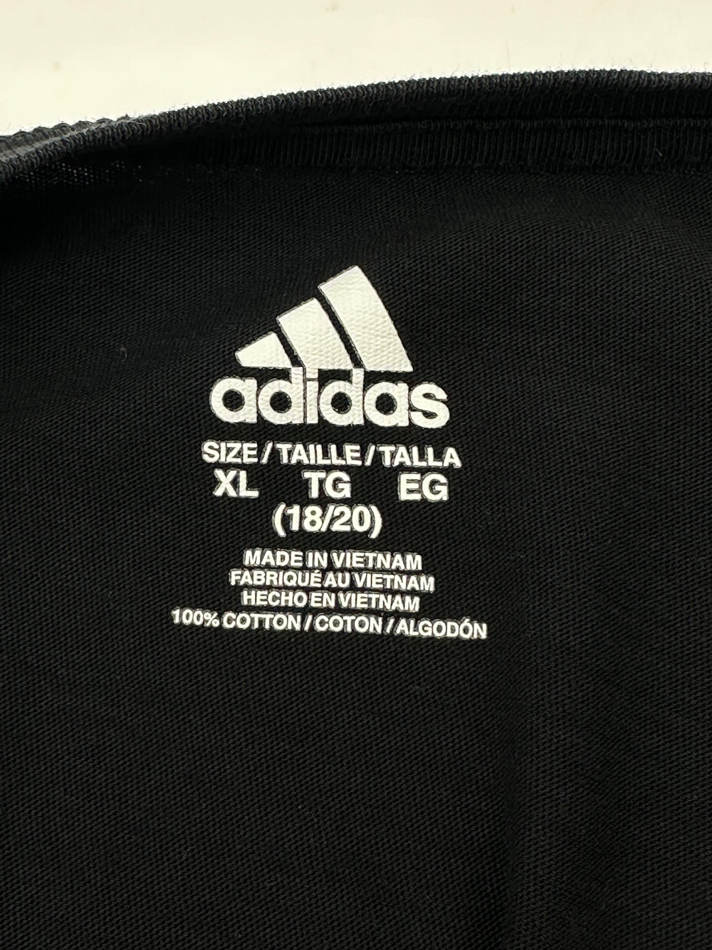 Adidas Youth Size XL (18/20) Black Long Sleeve Logo Tee T-Shirt