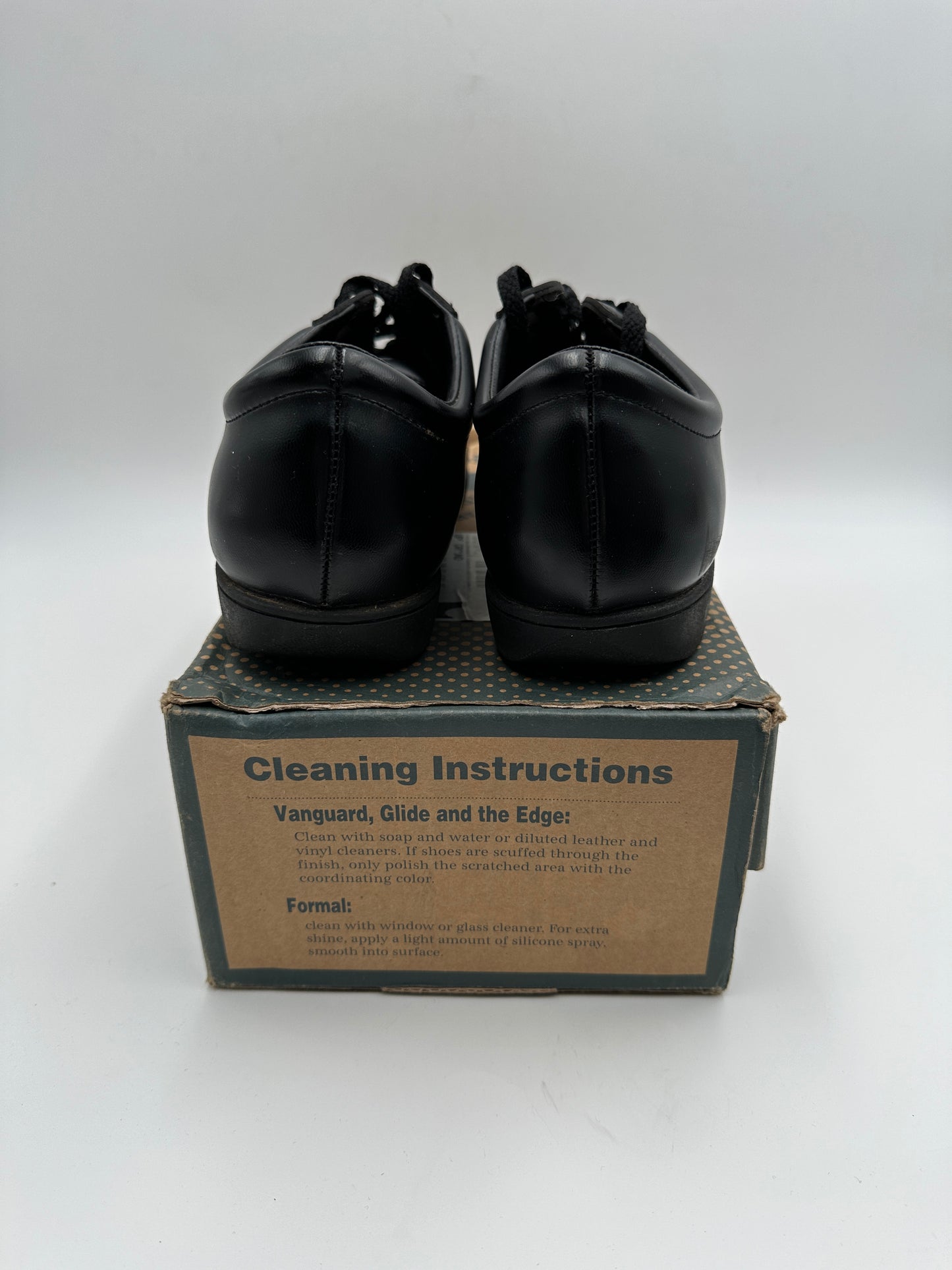 Dinkles Men's Size 10.5 Black Glide Marching Shoes, Style 407