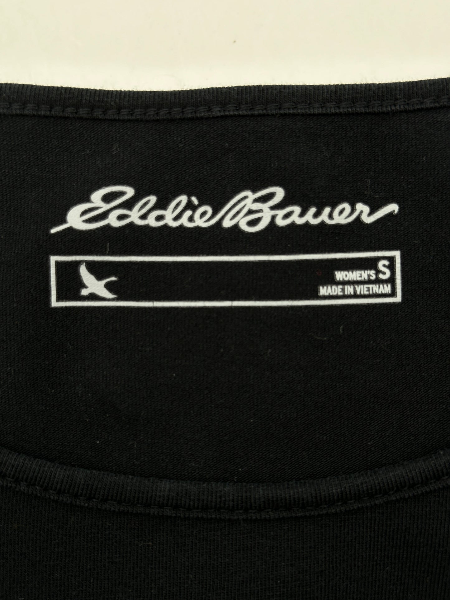 Eddie Bauer Size S Black Long Sleeve Scoop Neck Tee