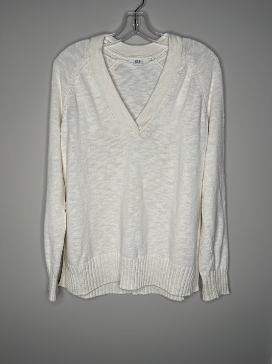 GAP Size S Winter White V-Neck Pullover Sweater