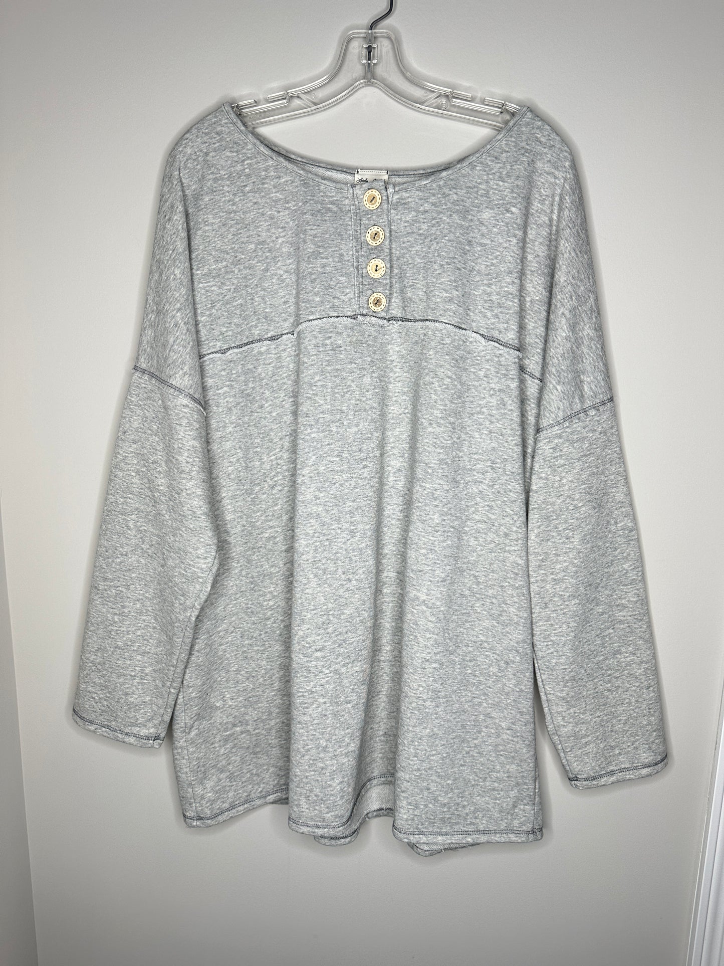 Lovely Melody Size 3XL Gray Fleece Sweater Top