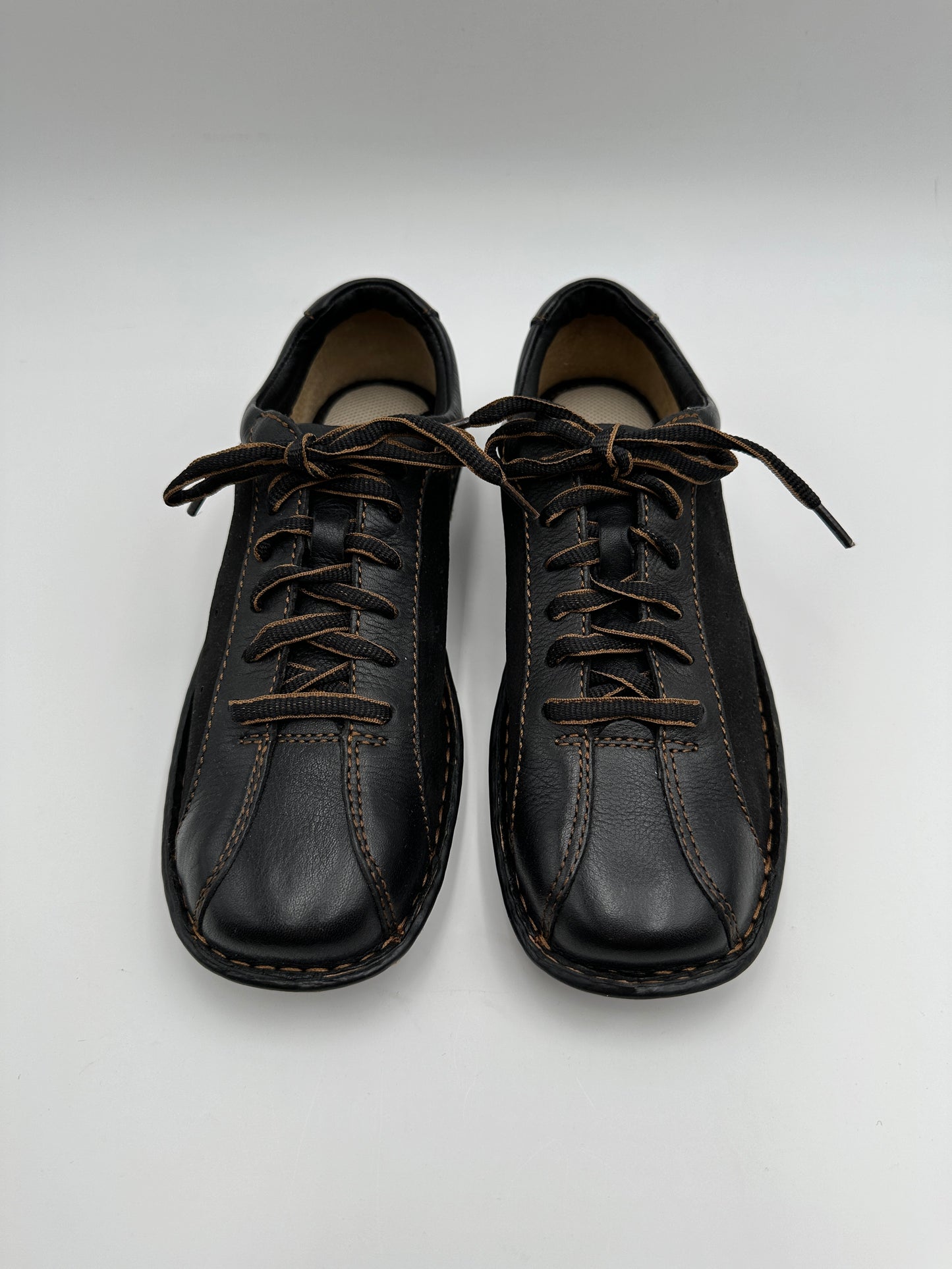 Born Women's Size 8.5 Black Taisen Lace-Up Oxford Shoes, W31015, new in orig box