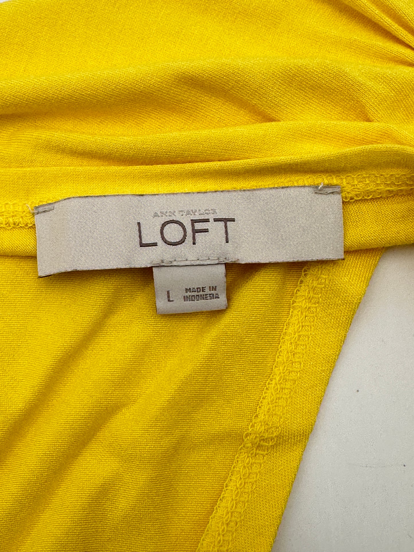 Ann Taylor LOFT Size L Yellow V-Neck Dress with Ruching