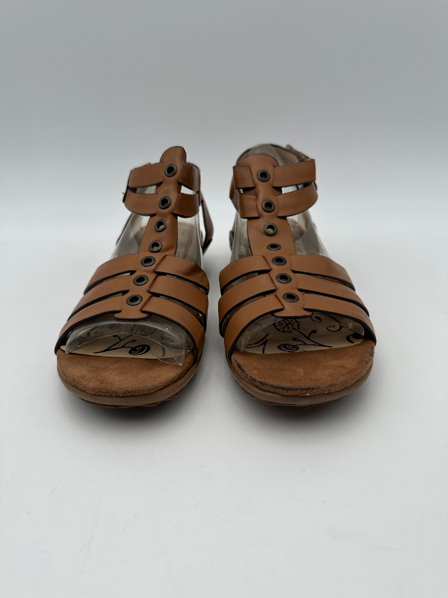 Bare Traps Size 7.5 M Tan Vegan Leather "Rylan" Strappy Gladiator Sandals