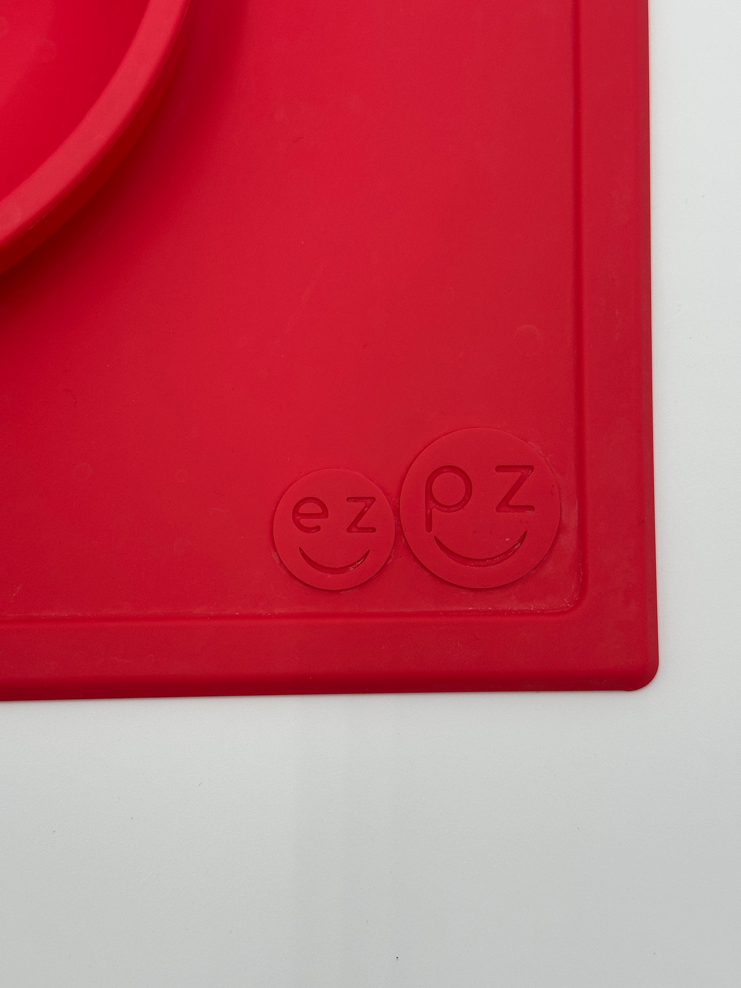 ezpz Red Silicone Mini Mat