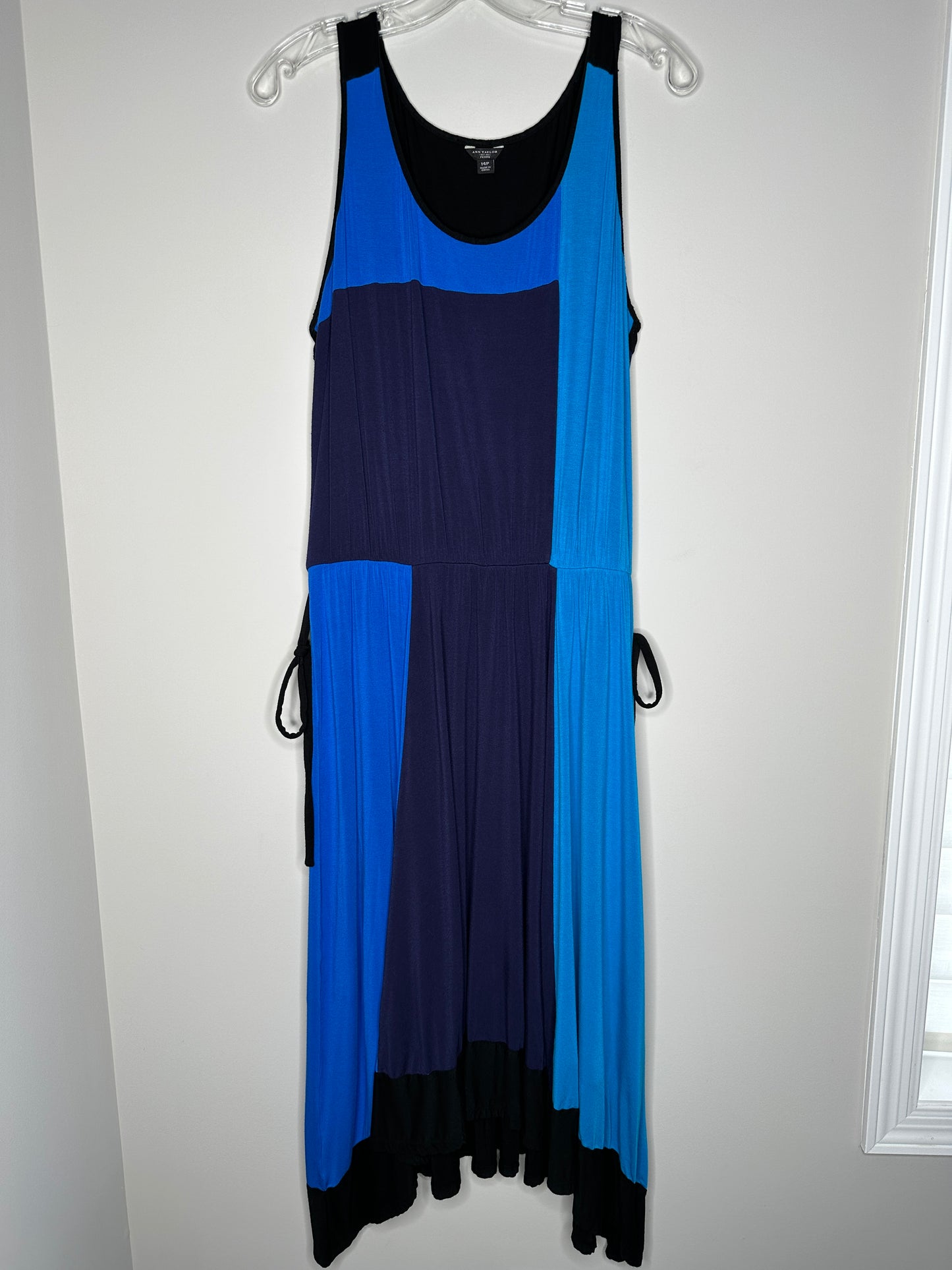 Ann Taylor Size 14P Blue Color Block Sleeveless Tank Dress w/Shark Bite Hem