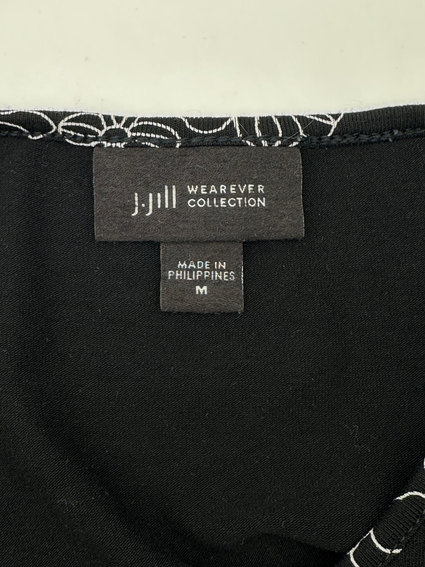 J.Jill Size M Black w/White Flowers 3/4 Sleeve Wearever Collection Top, EUC