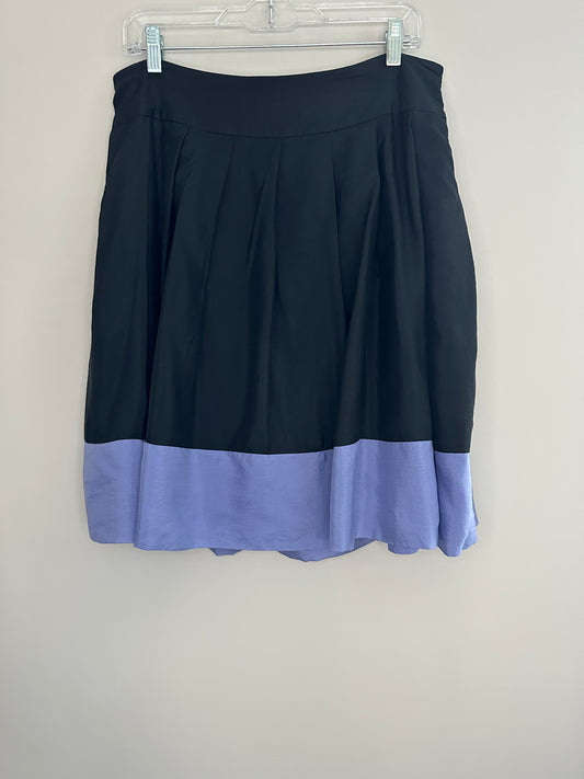 Express Design Studio Size 12 Black w/Blue 100% Silk Pleated A-Line Knee Length Skirt