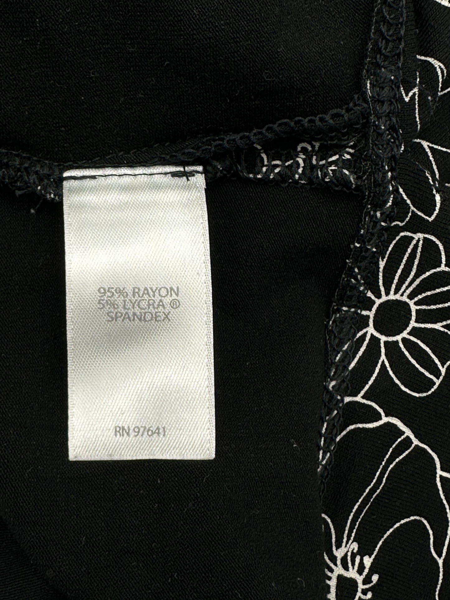 J.Jill Size M Black w/White Flowers 3/4 Sleeve Wearever Collection Top, EUC