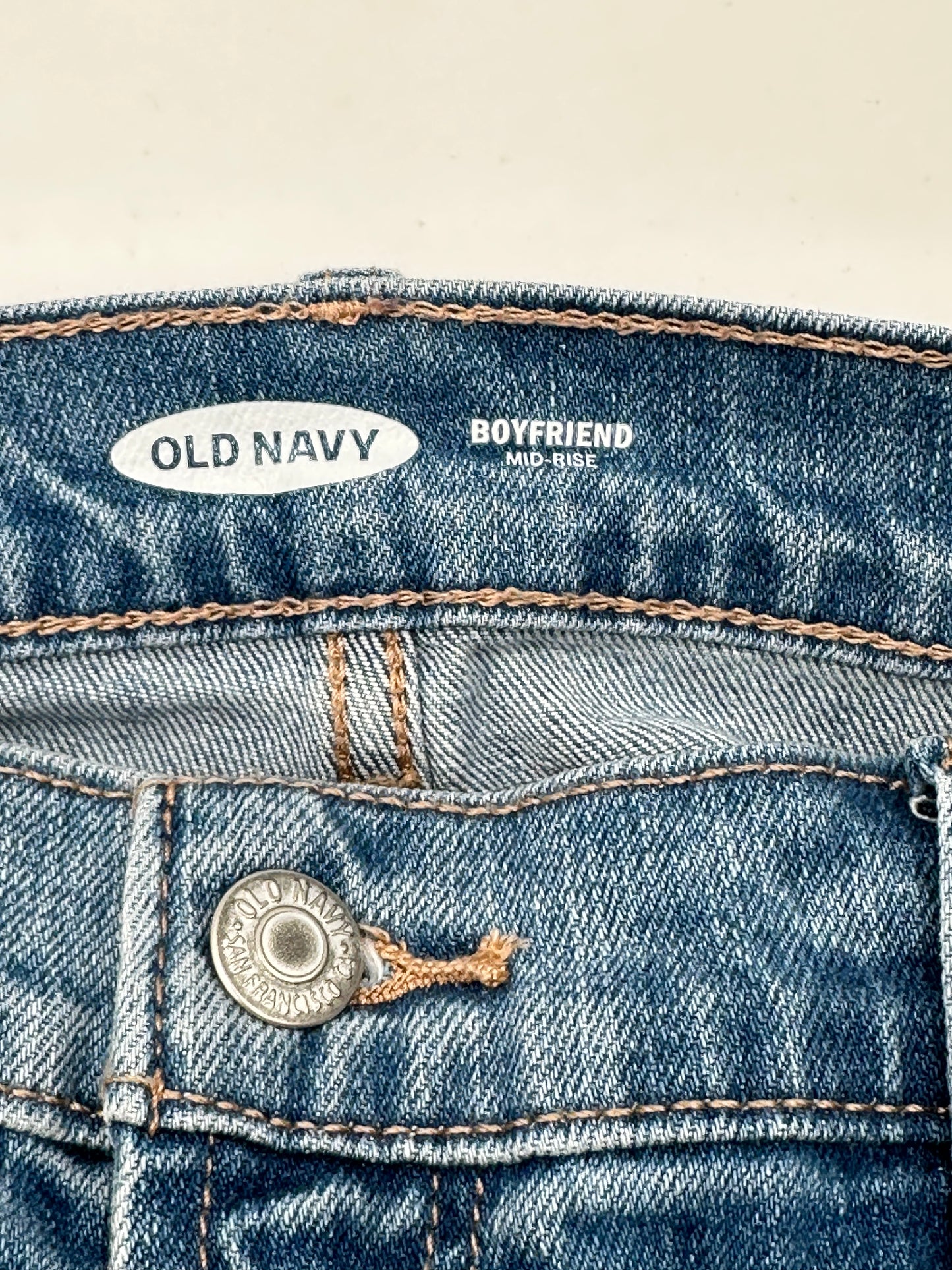 Old Navy Size 10 Blue Light Wash Boyfriend Mid-Rise Jeans
