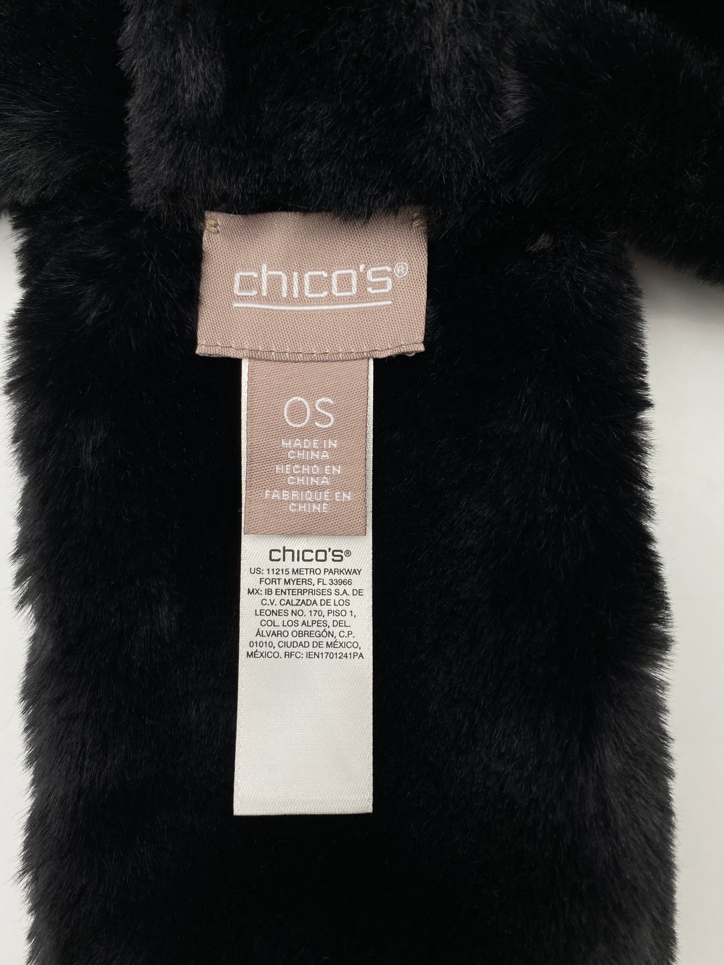 Chico's One Size Black Faux Fur Pull-Through Scarf, EUC