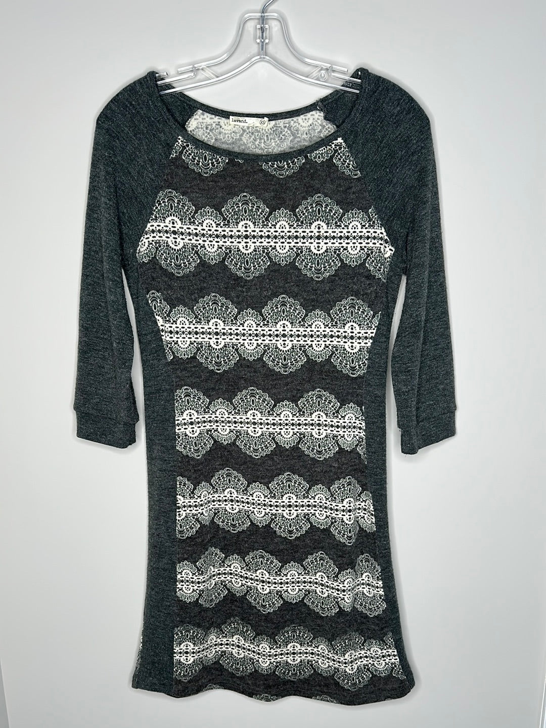Lavand Size XS Gray & Ivory 3/4 Sleeve Dress