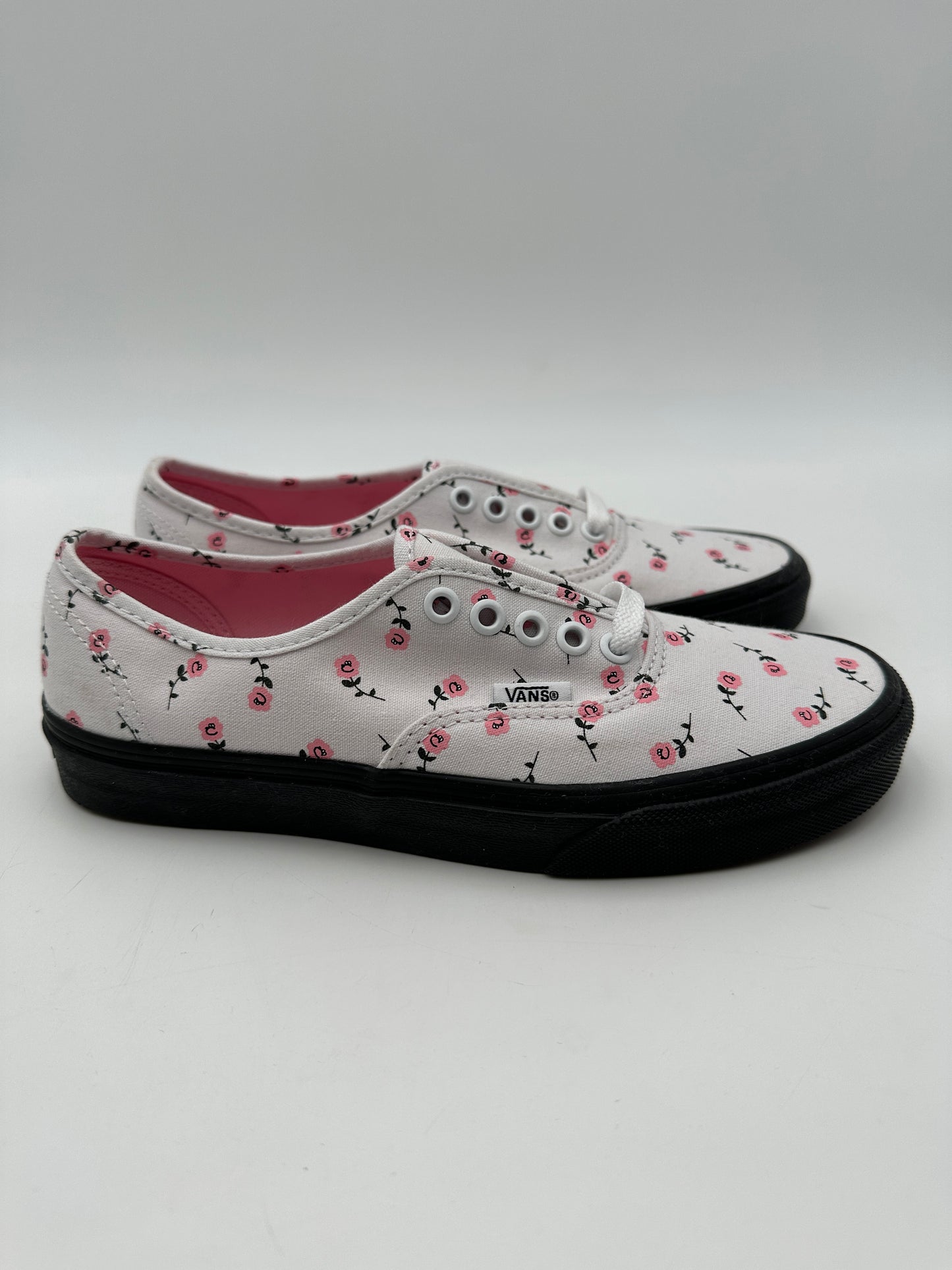 Vans x Lazy Oaf Authentic Women's Size 8 Black & White w/Pink Roses Sneakers Skate Shoes, NWOT